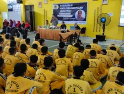 Cegah Kasus Perundungan, Polres Kuansing Gelar Sosialisasi Anti Perundungan di SMK N 1 Teluk Kuantan