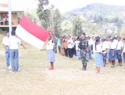 Tingkatkan Jiwa Nasionalisme Generasi Milenial Intan Jaya, Satgas 330 Gelar Upacara Peringatan Hari Pahlawan