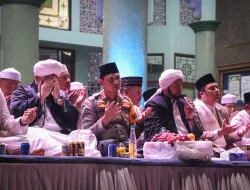 Kesan Kapolres Metro Tangerang Kota Ikut Bershalawat Bersama Habib Syech