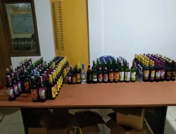 Polsek Pinang Sikat Ratusan Botol Miras, Empat Pedagang Digelandang