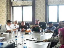 Situasi Banjir Parah, Danrem 012/TU Hadiri Rapat Tanggap Darurat