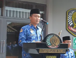 PIMPIN UPACARA HARI KORPRI, KA KPR SAMPAIKAN AMANAT DARI KETUA UMUM DEWAN PENGURUS KORPRI NASIONAL
