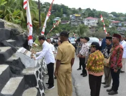 Presiden Jokowi Tanda Tangani Prasasti Tugu Pancasila Kampung Tanama