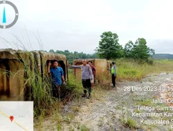 Gerak Cepat Kapolsek Tapung Hilir dan Kades Kota Bangun Antisipasi Jembatan Putus