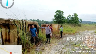 Gerak Cepat Kapolsek Tapung Hilir dan Kades Kota Bangun Antisipasi Jembatan Putus