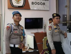 Patroli Dialogis Kantor Bawaslu dan Kantor KPU Kabupaten Bogor  Ciptakan Kondusifitas Rangkaian Pemilu 2023 – 2024 Melalui Kegiatan Patroli Tiga Pilar