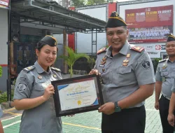 Pemberian Reward Pegawai Teladan di Rutan Kelas IIB Bangil: Apresiasi Kinerja Unggul