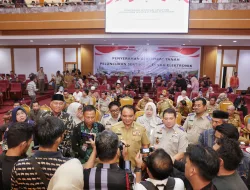 Presiden Jokowi Serahkan 200 Sertifikat Bagi Masyarakat Sultra