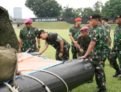 Panglima TNI Cek Kesiapan Pasukan Elit TNI AL di Cilandak