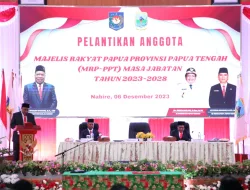 Wamendagri Resmi Lantik Anggota Pokja Agama MRP Provinsi Papua Tengah