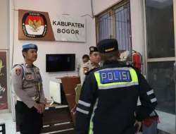 Pengamanan Serta Pengecekan Melalui Patroli Sat Samapta dan Polsek Jajaran di Kantor Bawaslu dan Kantor KPU Kabupaten Bogor  Ciptakan Kondusifitas Rangkaian Pemilu 2023 – 2024 Yang Akan Datang