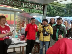 Irwan Kurnia Simanjuntak Caleg PSI, Sosialisasi Visi Misi Blusukan Stasiun Kota Bekasi Sampai Pasar Temui Ojol Dan Pedagang