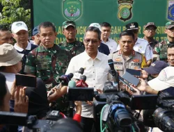 Polda Metro Jaya, TNI , Pemprov DKI Gelar Bersih-bersih Sungai Anak Kali Krukut