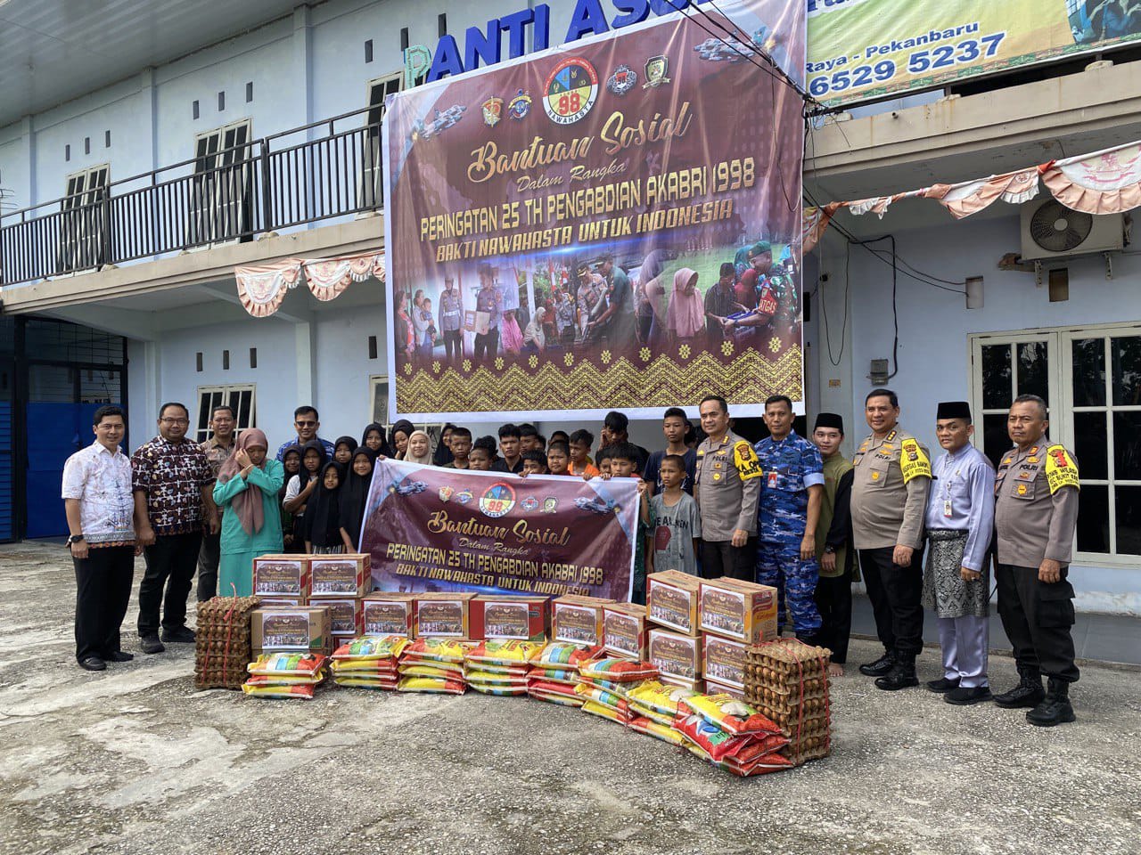 Peringati 25 Tahun Pengabdian, Alumni Akabri 98 Gelar Baksos di Panti Asuhan Al Ilham