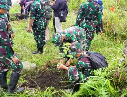Ratusan Pasukan Langit Hijaukan Gunung Lawu Pasca Kebakaran Hutan Di Hari Juang Kartika TNI AD Ke 78 Tahun 2023