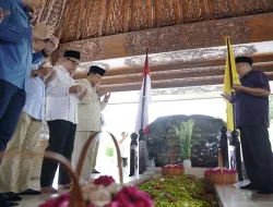Kehadiran Prabowo di Blitar Disambut Antusias Warga, Teriakan ‘Presiden’ Menggema