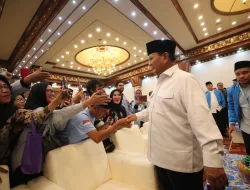 Terima Deklarasi Dukungan Generasi Muda Islam, Prabowo: Ini Membesarkan Hati Saya
