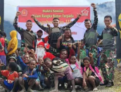 Cinta Kasih Natal di Ujung Negeri, Santa Claus Tri Dharma Bagikan Hadiah Natal Untuk Warga Holomama
