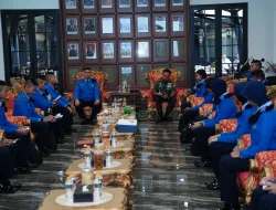 Panglima TNI Terima Kunjungan Siswa SMA TN