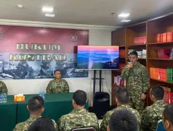 Hukum Kostrad Laksanakan Acara Tradisi Lepas Sambut Perwira