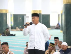 Jumat Curhat di Mesjid An-Nur, Irjen Iqbal Dengarkan Keluhan Warga hingga Jadi Saksi Mualaf