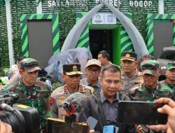 PEJABAT UTAMA JAWA BARAT LAKUKAN PENGECEKAN LANGSUNG ARUS LALU LINTAS DAN LOKASI WISATA DI PUNCAK WILAYAH KABUPATEN BOGOR DALAM RANGKA OPERASI LILIN LODAYA 2023