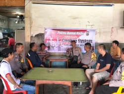 PLH Kanit Binmas Polsek Dumai Timur dan Para Bhabinkamtibmas Duduk Bersama Pekerja dan Masyarakat di Kelurahan Buluh Kasap