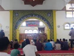 Dalam Rangka Colling System Pemilu 2024, Kapolsek Perhentian Raja Gelar Jumat Keliling