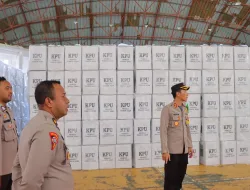 Kapolres Rohil Cek Logistik dan Alat-alat Kelengkapan TPS di Gudang KPU