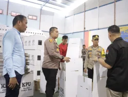 Petakan Daerah Rawan dan Sangat Rawan, Kapolres Dumai didampingi Kabag Ops Cek Gudang Logistik KPU Kota Dumai