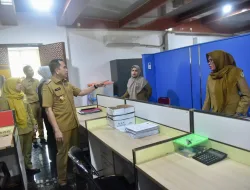 Awal Masuk Kerja Tahun Baru 2024, Pj Gubernur Sumsel Agus Fatoni Sidak ASN dan Pelayanan Samsat