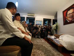 Prabowo Melayat ke Rumah Rizal Ramli, Terakhir Bertemu saat Ulang Tahun Luhut