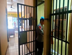 Provos Polsek Ciampea Polres Bogor Melaksanakan Kontrol Dan Cek Tahanan