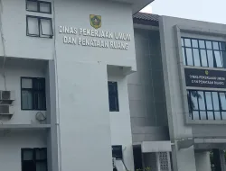 Ditanya Penyebab Utama Jalan Rusak, Plt Kabid Pemeliharaan Tidak Bisa Jawab Pertanyaan Wartawan