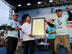 Langkah Prabowo Ringankan Beban Ojol: Seluruh Anak Indonesia Bisa Dapat Makan Siang Yang Bergizi di Sekolah