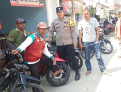 Bhabinkamtibmas Wilayah Hukum Polsek Nanggung  Polres Bogor Melaksanakan  Sambang  Sekaligus Patroli dialogis beri Edukasi TPPO Sampaikan Pesan Kamtibmas Dalam Rangka Giat Operasi Mantab Brata Jelang Pemilu 2024 Mendatang