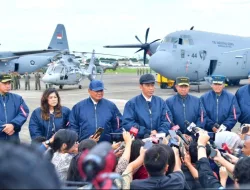 Presiden Jokowi Saksikan Penyerahan Pesawat Hercules dari Kemhan ke TNI AU