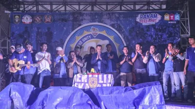 Suporter PSPS Asykar Theking Rayakan Milad 22 Tahun