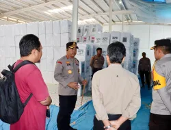 Tinjau Gudang Logistik KPU Kota Pekanbaru, Kombes Pol Jeki Rahmat Mustika SIK Pastikan Logistik Pemilu Dalam Keadaan Baik