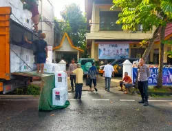 Kompol Noak Pimpin Pengawalan Pergeseran Kotak Suara Hasil Pleno PPK Senapelan