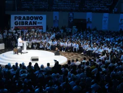 Dari Makassar, Prabowo Langsung Hadir di JCC Temui Ribuan Relawan Muda