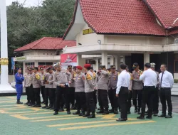 Kapolres Sukabumi Cek Kelengkapan Personil Yang Akan Menjaga TPS Pemilu 2024