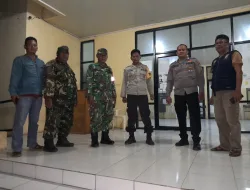 Koramil 11 Pebayuran Pastikan Keamanan Gudang Logistik Hasil Pemilu 2024 Melalui Patroli Malam