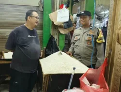 Pantau Harga Beras Bhabinkamtibmas Wilayah Hukum Polsek Cibinong di Pasar Tohaga