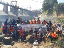 PPLHI Gelar Aksi Bersih Sampah Dukung Program Pemerintah Menjaga Kelestarian DAS Ciliwung