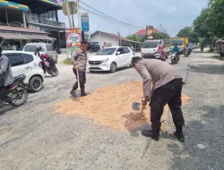 Sukseskan Pemilu Damai 2024, Kapolsek Tambang Goro Jalan Berlobang