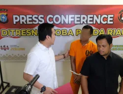 Ditresnarkoba Polda Riau Gerebek Rumah di Pangeran Hidayat Pekanbaru, Puluhan Butir Pil Extasi di Amankan