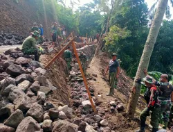 Satgas TMMD Ke-119 Kodim 1623/Karangasem: Dibukanya Jalan Di Bukit Catu Selumbung Menjadi Objek Wisata Baru Masa Depan