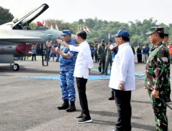 Presiden Jokowi Tinjau Kesiapan Alutsista di Pangkalan TNI AU Iswahjudi