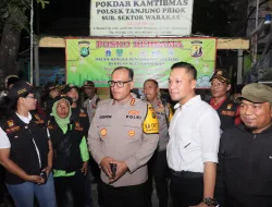 Sampaikan Pesan Kamtibmas Kapolres Metro Jakut Kunjungi Posko Pokdarkamtibmas Warakas